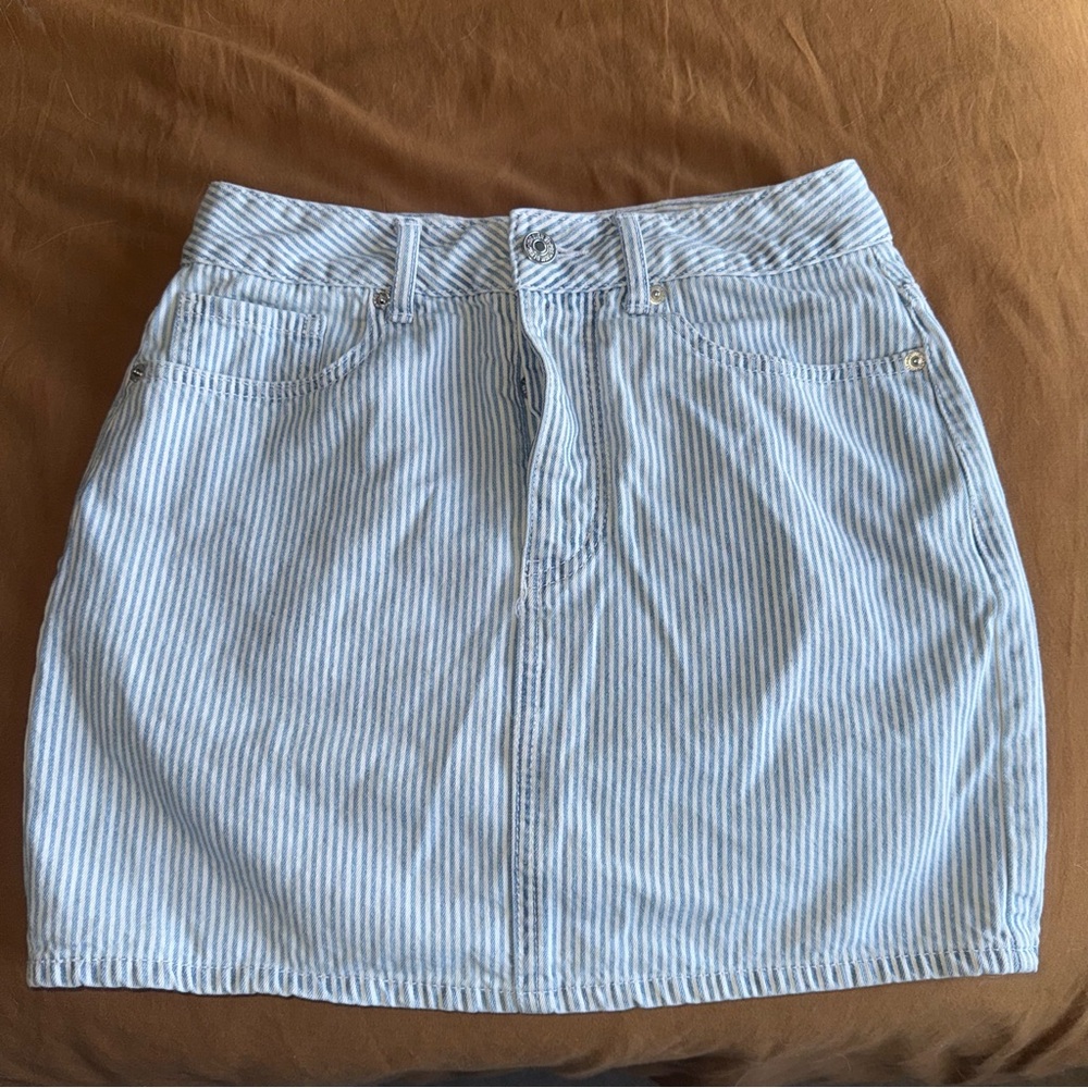 Forever 21 Light Blue & White Striped Denim Mini Skirt